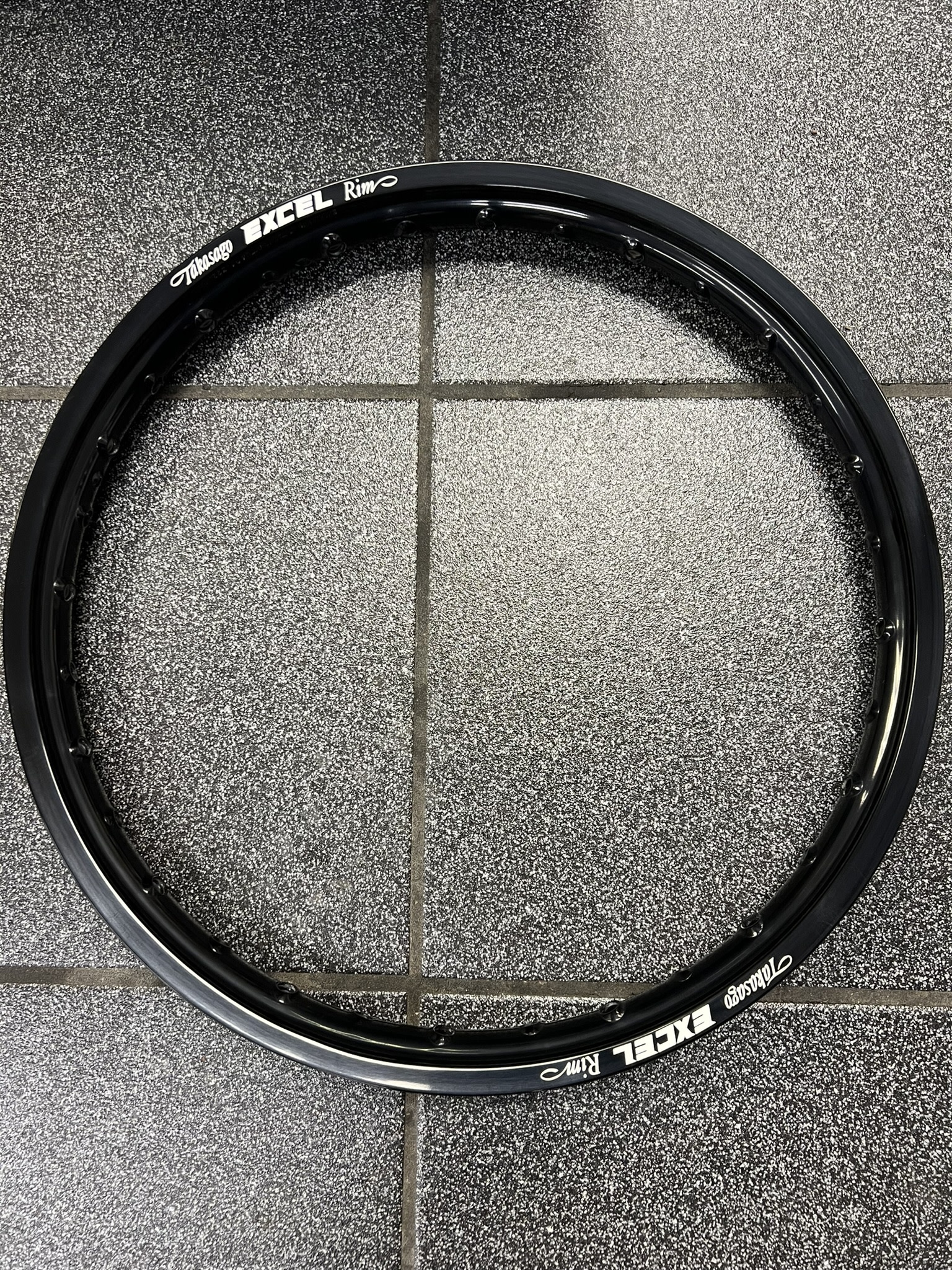 2350907040030 EXCEL FRONT RIM, BLACK 1.40X17" 32H